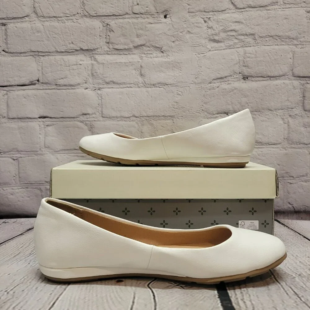 Sun + Stone Women's Eliana Ballet Flats